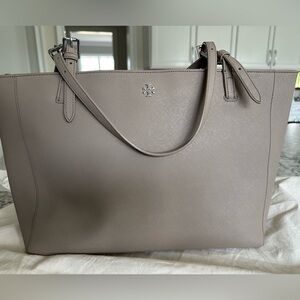 Tory Burch York Buckle tote purse French Gray saffiano leather